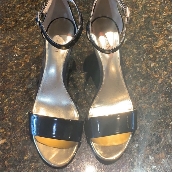 Alfani wedge sandals - Picture 3 of 4